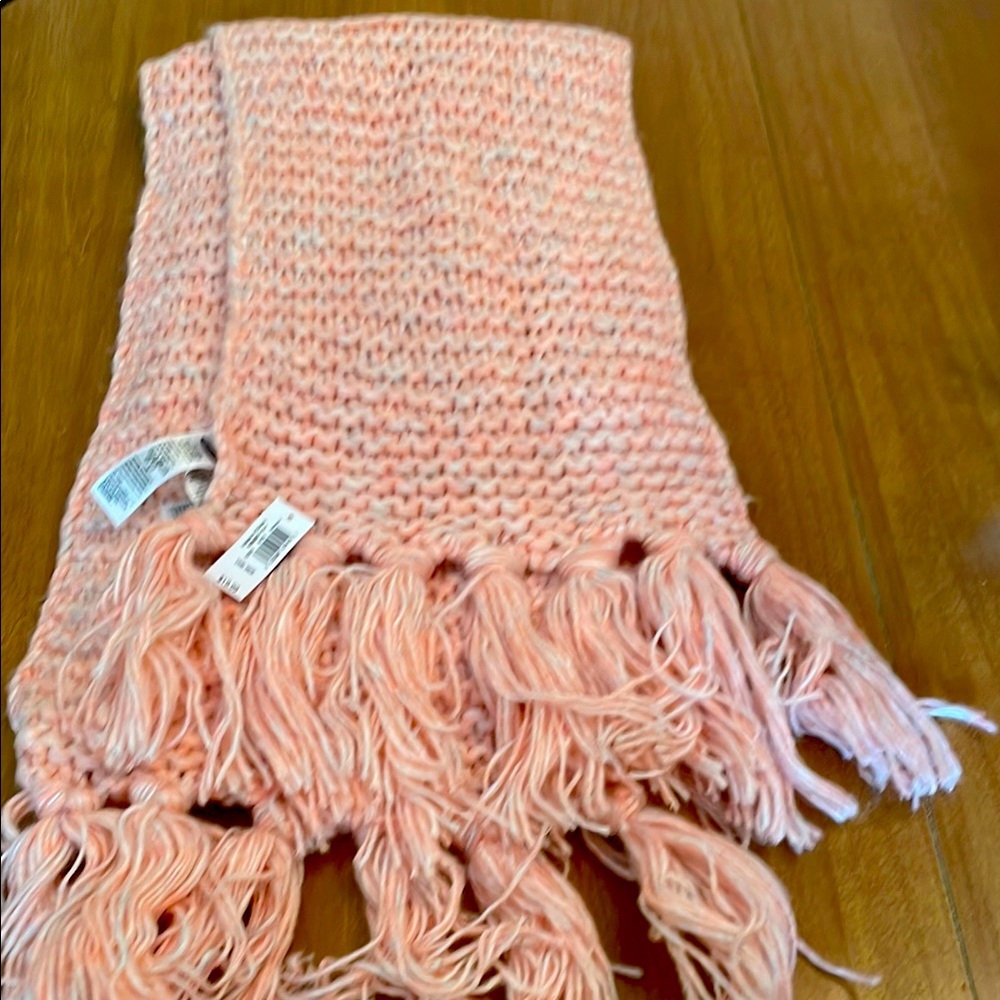 Cozy Pink Knit Scarf with Fringe
